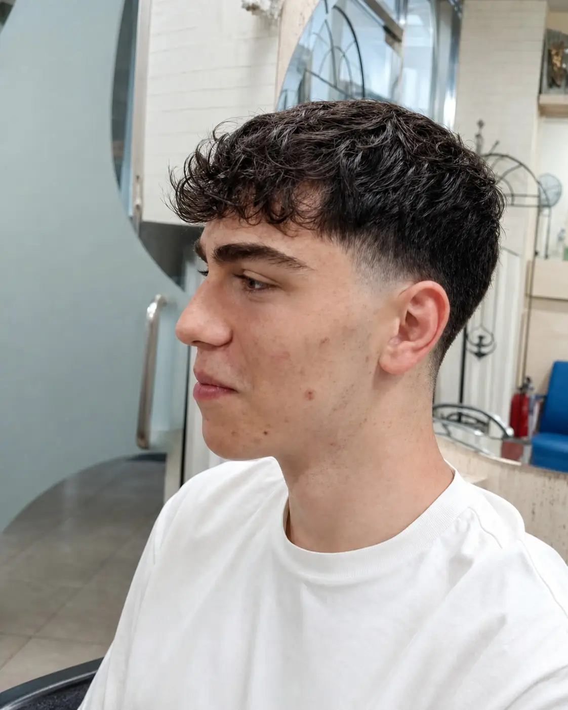 Corte de caballero clásico realizado en Peluquería Gonzalo