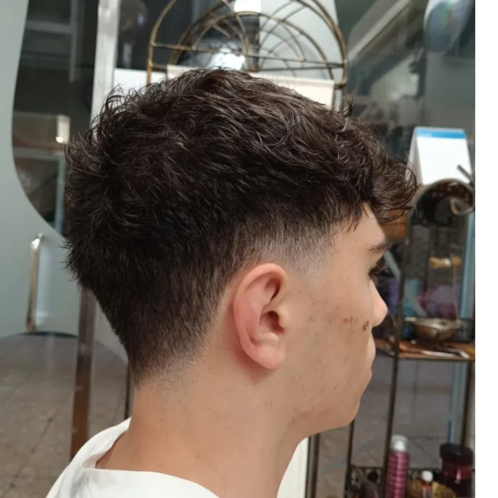 Mullet moderno texturizado